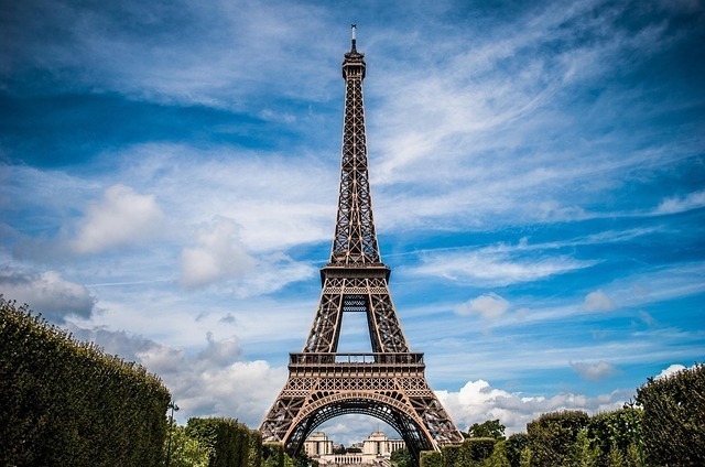 Eiffel Tower Travel and Tips